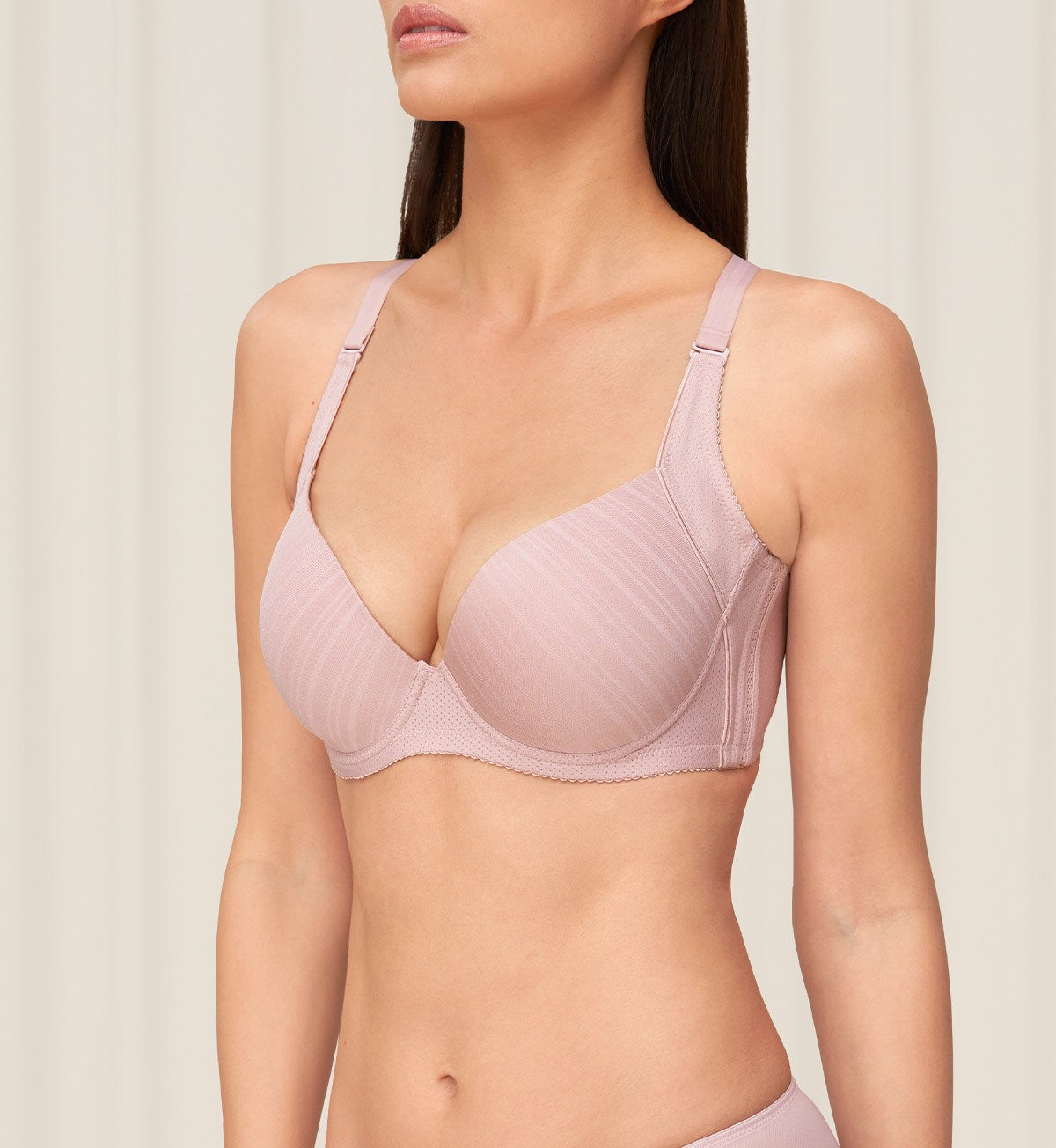 10188657 Pure Invisible Wired Padded Bra (Coffee Sugar)